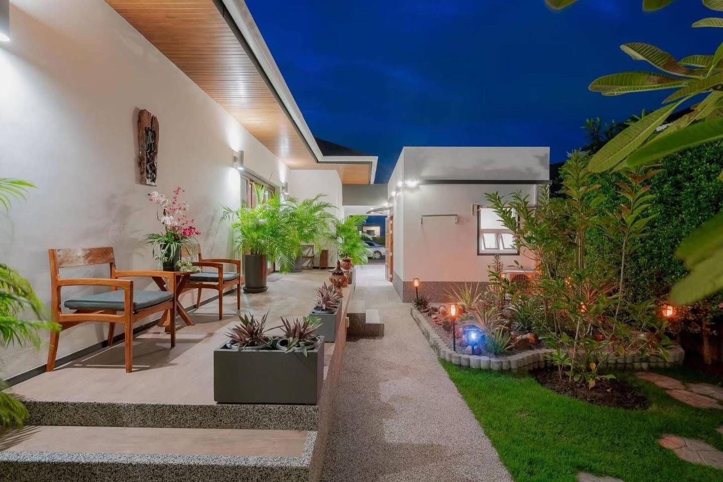 9A295448-8F01-46FB-8270-E59D4D07EC1D