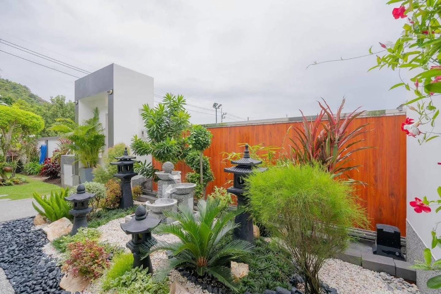 CEAD6BBF-0681-43C6-97BA-D6A47084F245