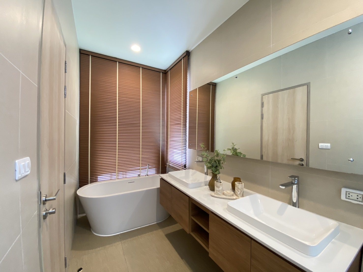 IMG_1703 3 Bedroom 4 Bathroom Villa In Hua Hin HH-104
