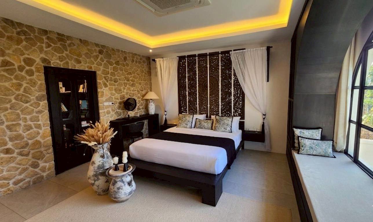 LINE_ALBUM_1652569 BE_260516_44 4 Bedroom 5 Bathroom Villa In Hua Hin HH-109