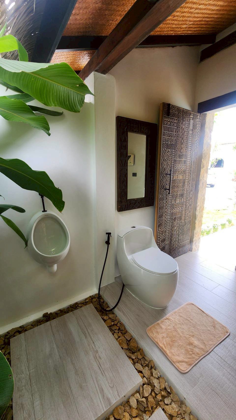 LINE_ALBUM_1652569 BE_260516_64 4 Bedroom 5 Bathroom Villa In Hua Hin HH-109