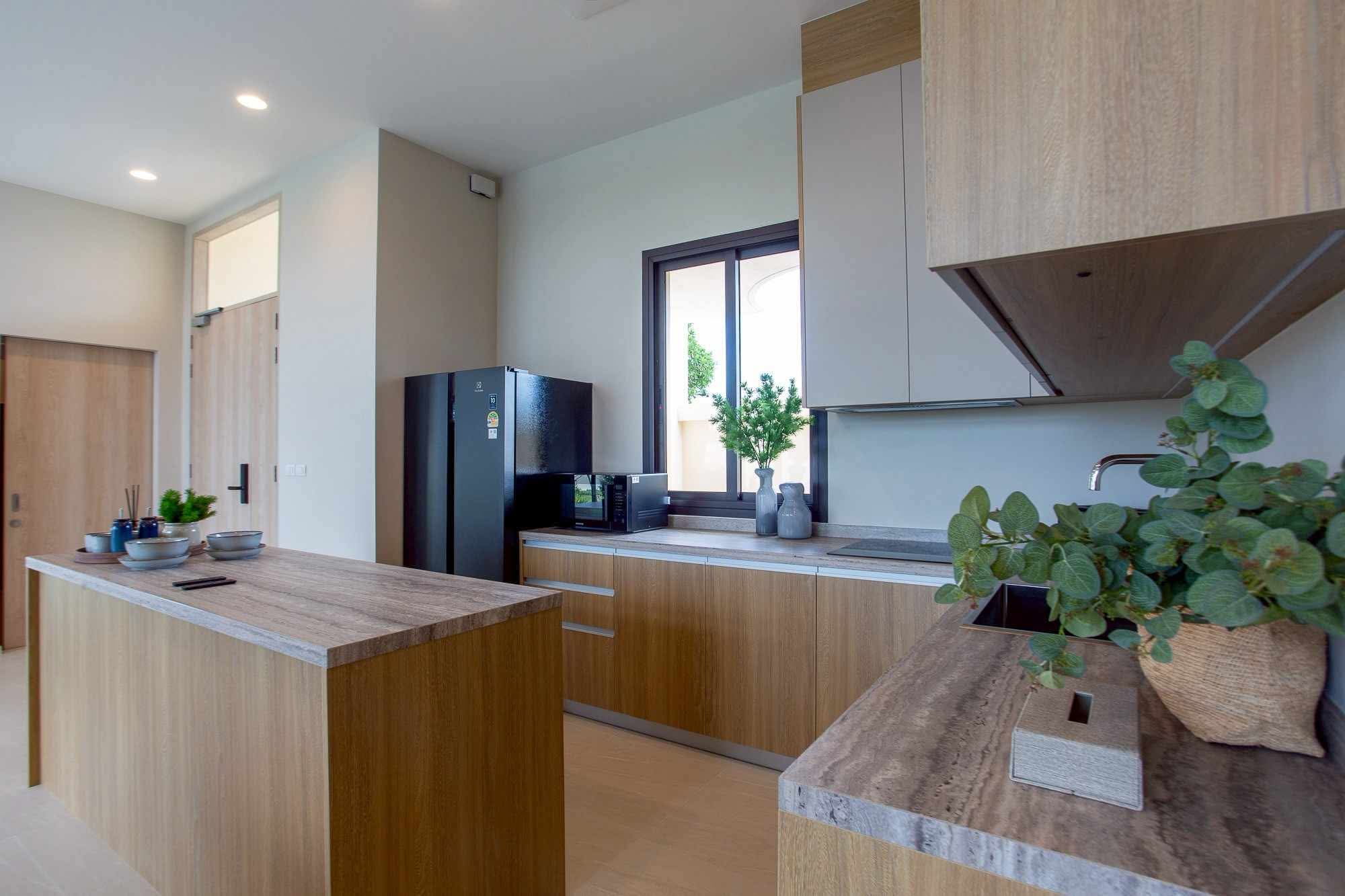 bd38c5960bb354e99065b1ce42598eac 3 Bedroom 4 Bathroom Villa In Hua Hin HH-104