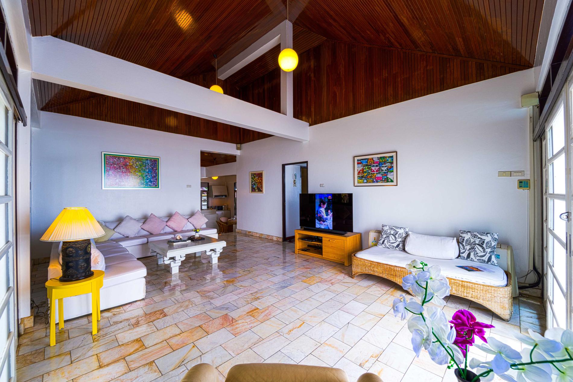 20250917_185417_4893jpg 6 Bedroom 5 Bathroom Villa in Hua Hin HH-129