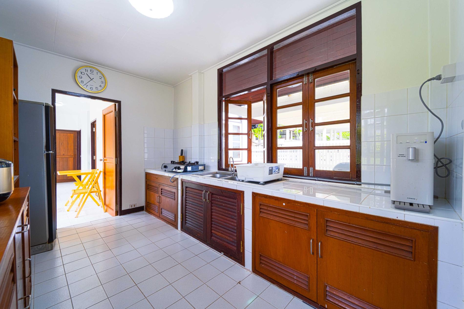 20250917_190714_1810jpg 6 Bedroom 5 Bathroom Villa in Hua Hin HH-129