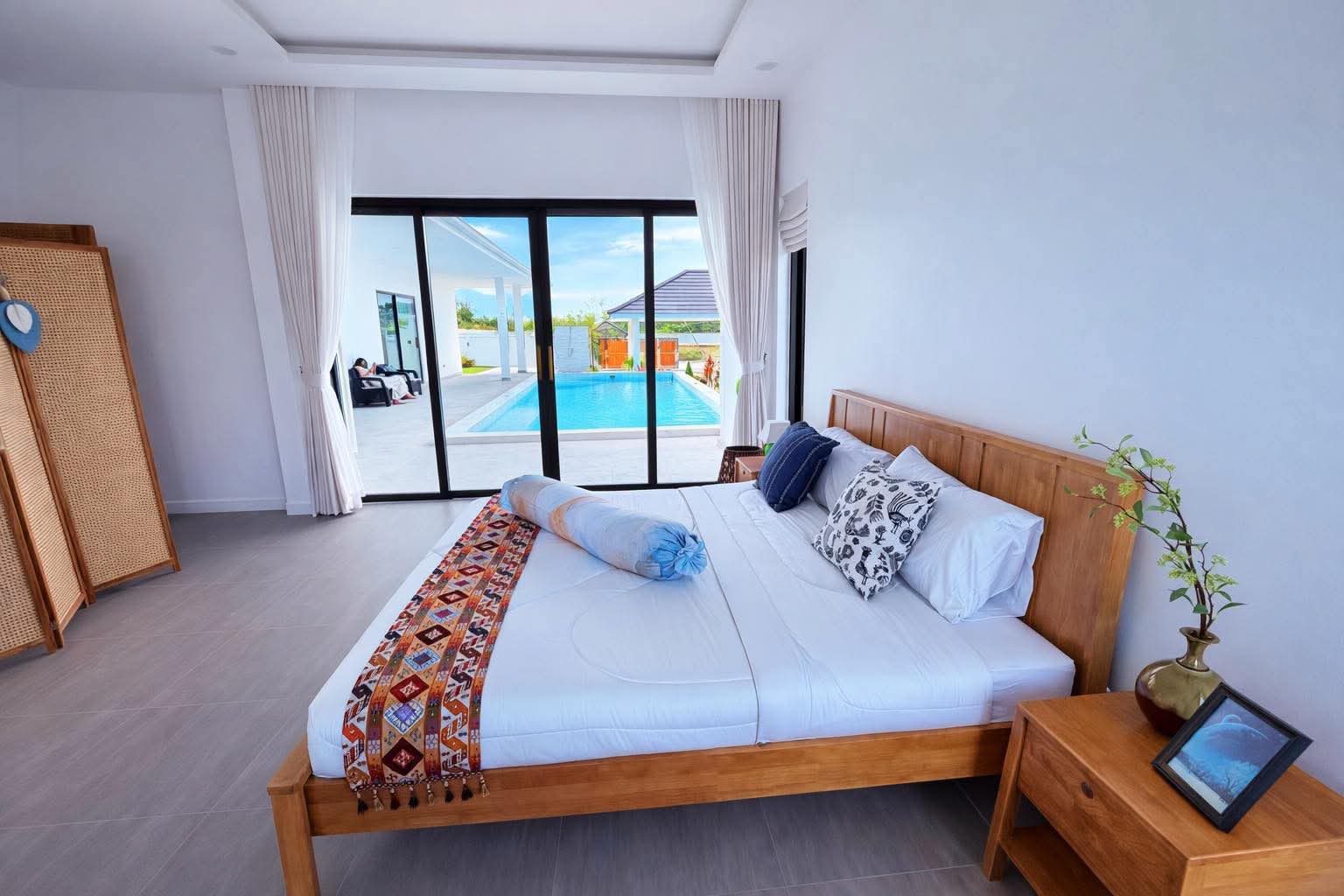 C98B5E129976196545647FCBF900558A4CD75AA4 3 Bedroom 3 Bathroom Villa in Hua Hin HH-130