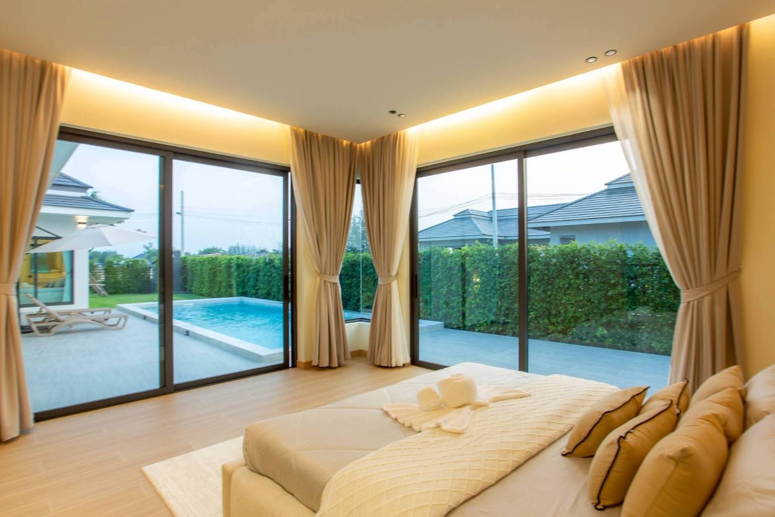 3 Bedroom 3 Bathroom Pool Villa in Hua Hin HH-125