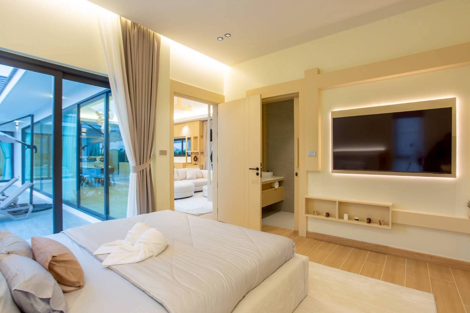 3 Bedroom 3 Bathroom Pool Villa in Hua Hin HH-125