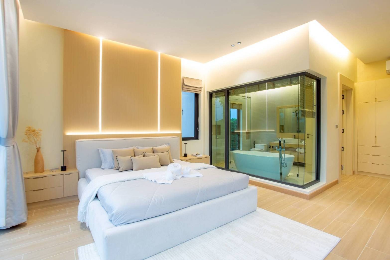3 Bedroom 3 Bathroom Pool Villa in Hua Hin HH-125
