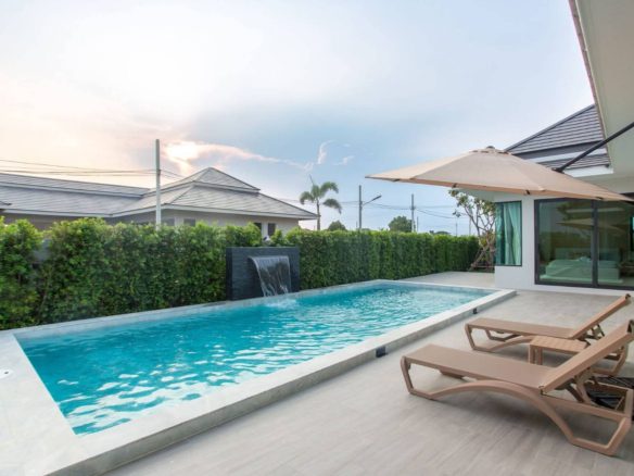 3 Bedroom 3 Bathroom Pool Villa in Hua Hin HH-125