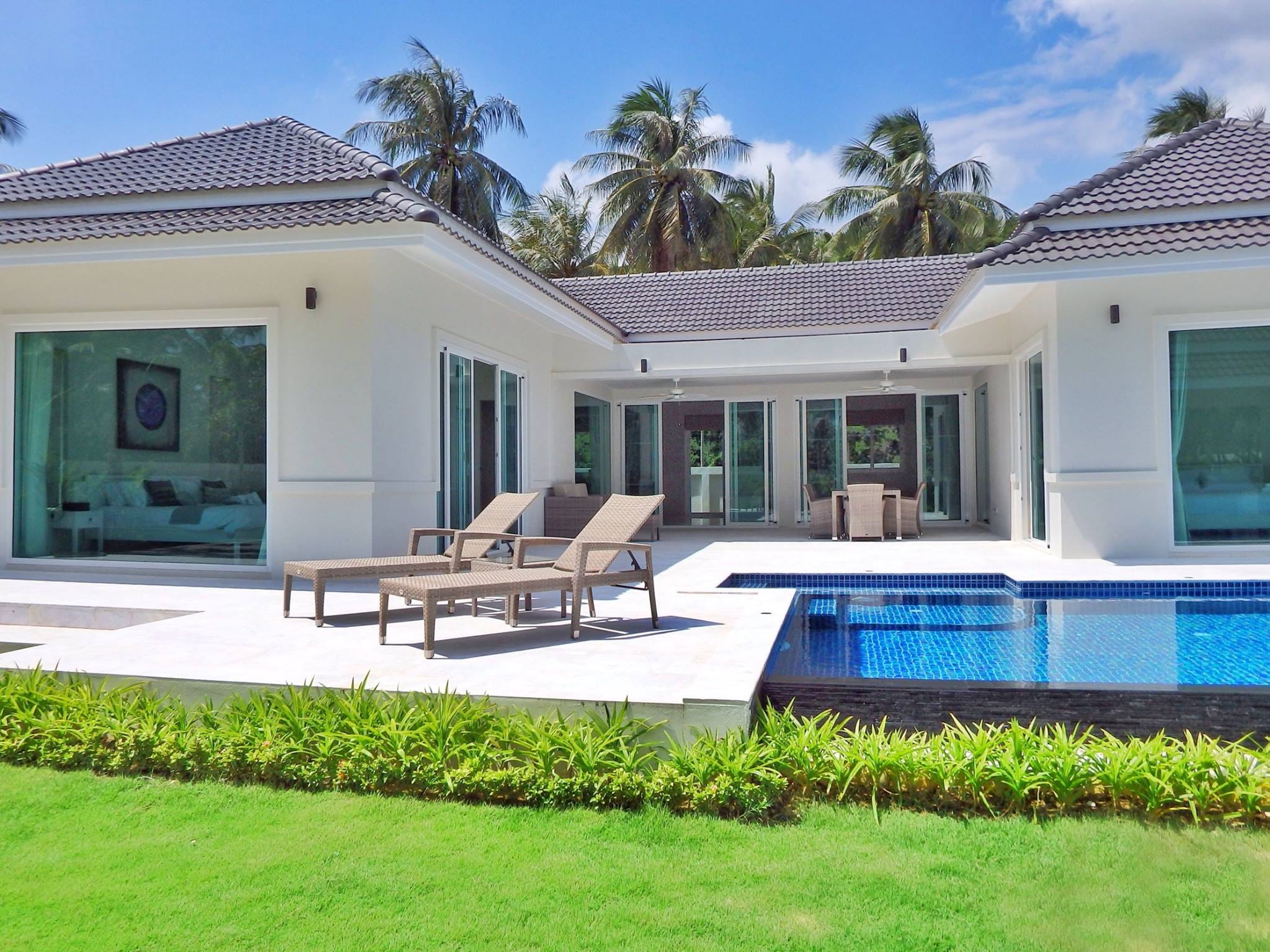 4 Bedroom 3 Bathroom Pool Villa in Sam Roi Yot SRY-132