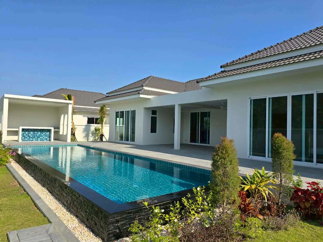 3 Bedroom 2 Bathroom Pool Villa in Sam Roi Yot SRY-134
