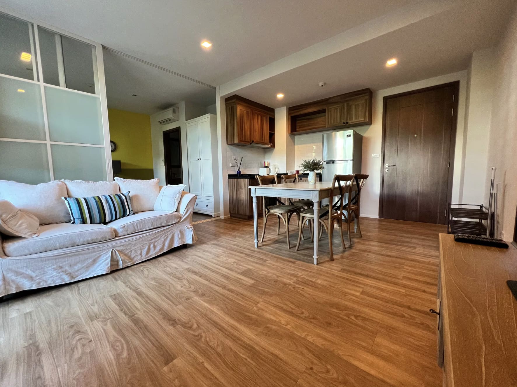2 Bedroom 2 Bathroom Condo in Hua Hin HH-143